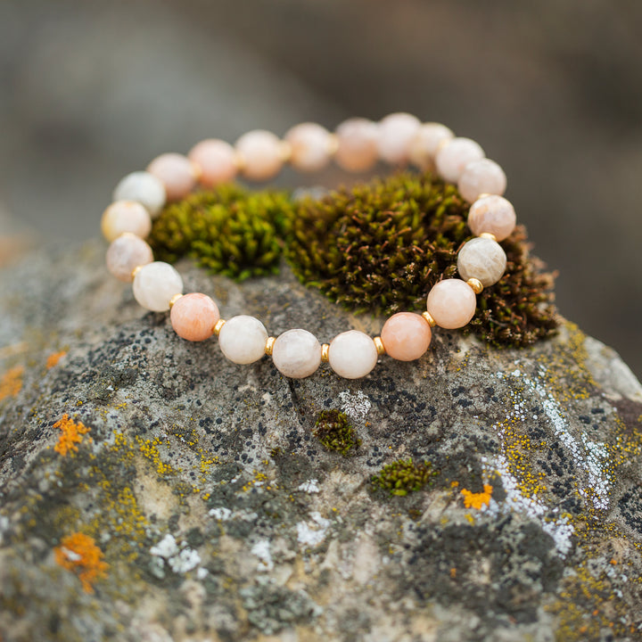 SUNSTONE | Meaningful Gemstone Bracelet